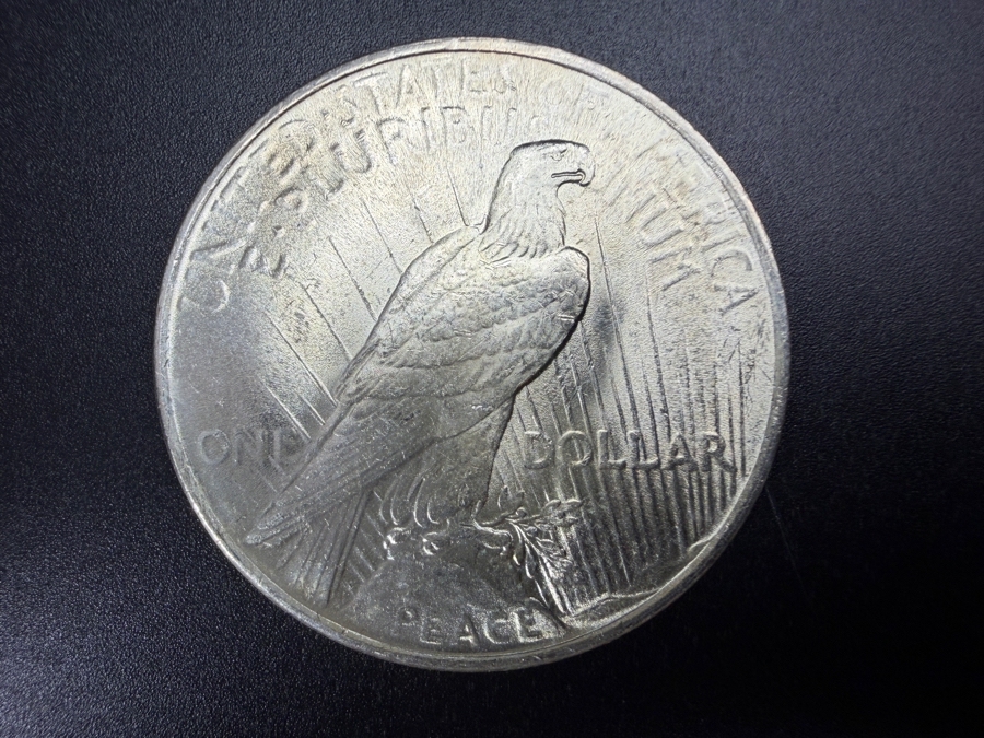 1923 Brilliant Uncirculated Peace Silver Dollar [Photo 3]