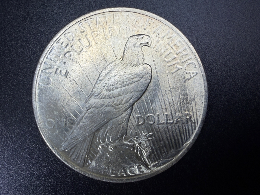 1923 Brilliant Uncirculated Peace Silver Dollar [Photo 3]