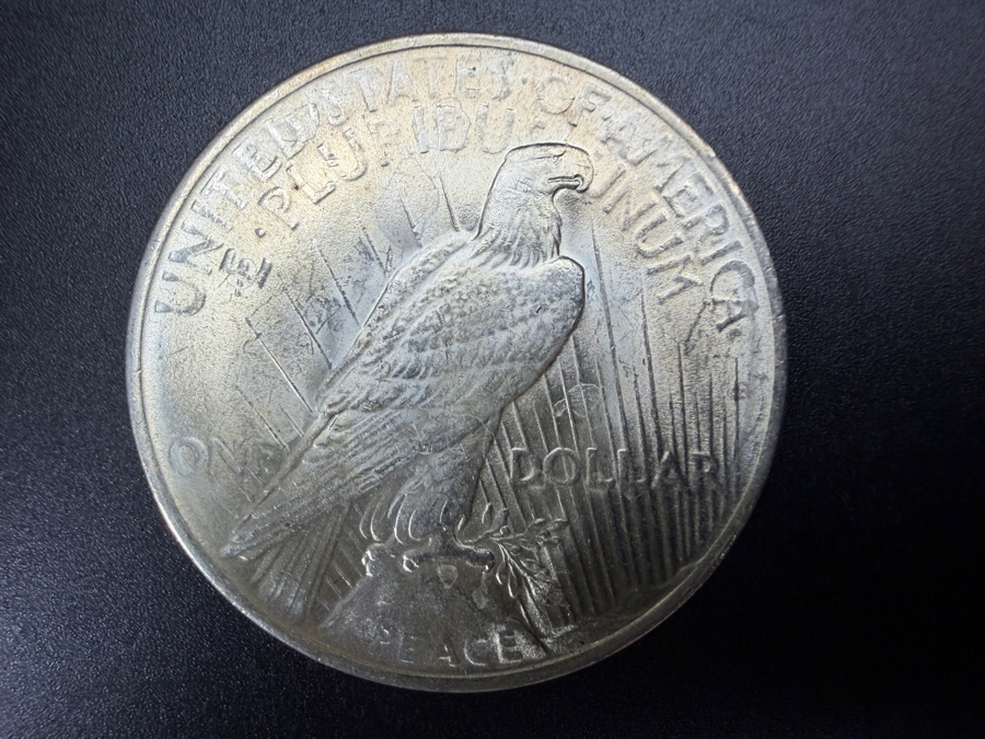 1923 Brilliant Uncirculated Peace Silver Dollar [Photo 3]