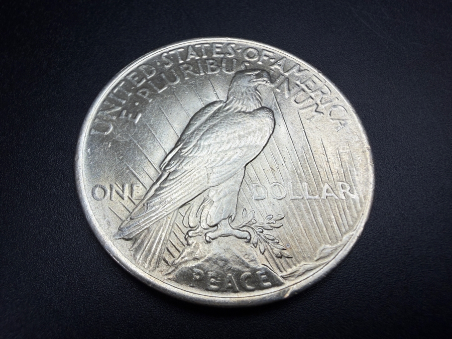 1923 Brilliant Uncirculated Peace Silver Dollar [Photo 4]