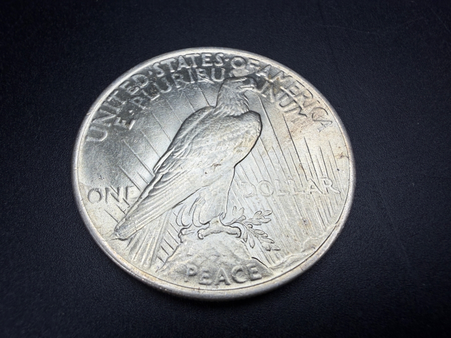 1923 Brilliant Uncirculated Peace Silver Dollar [Photo 4]