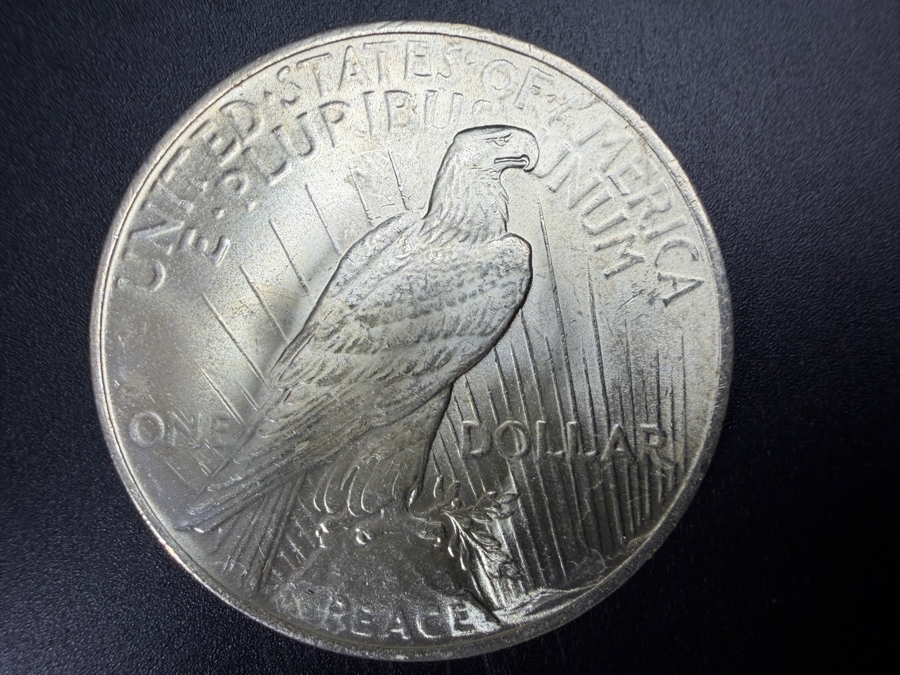 1923 Brilliant Uncirculated Peace Silver Dollar [Photo 3]