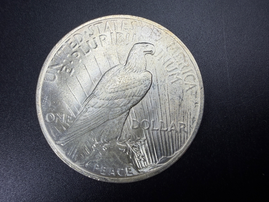 1923 Brilliant Uncirculated Peace Silver Dollar [Photo 3]
