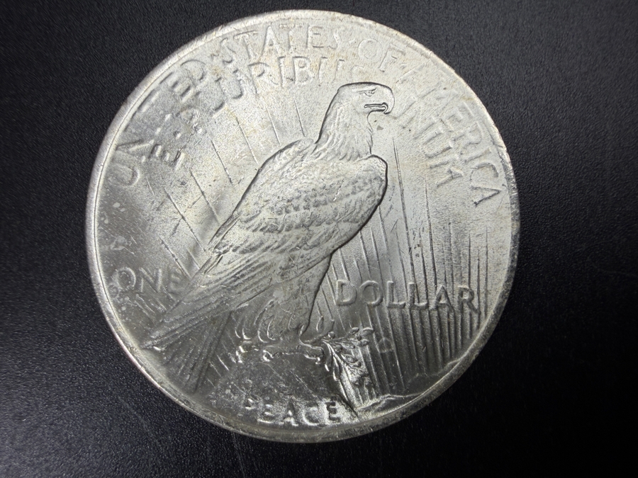 1923 Brilliant Uncirculated Peace Silver Dollar [Photo 3]
