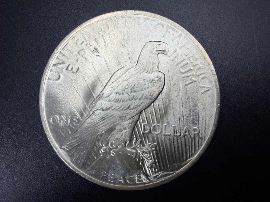 1923 Brilliant Uncirculated Peace Silver Dollar [Photo 3]