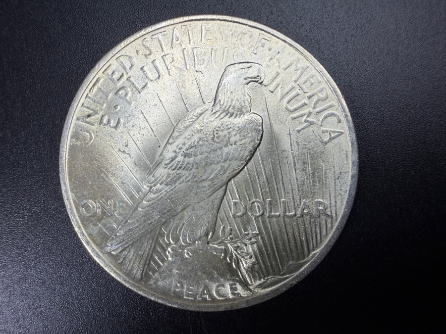 1923 Brilliant Uncirculated Peace Silver Dollar [Photo 3]