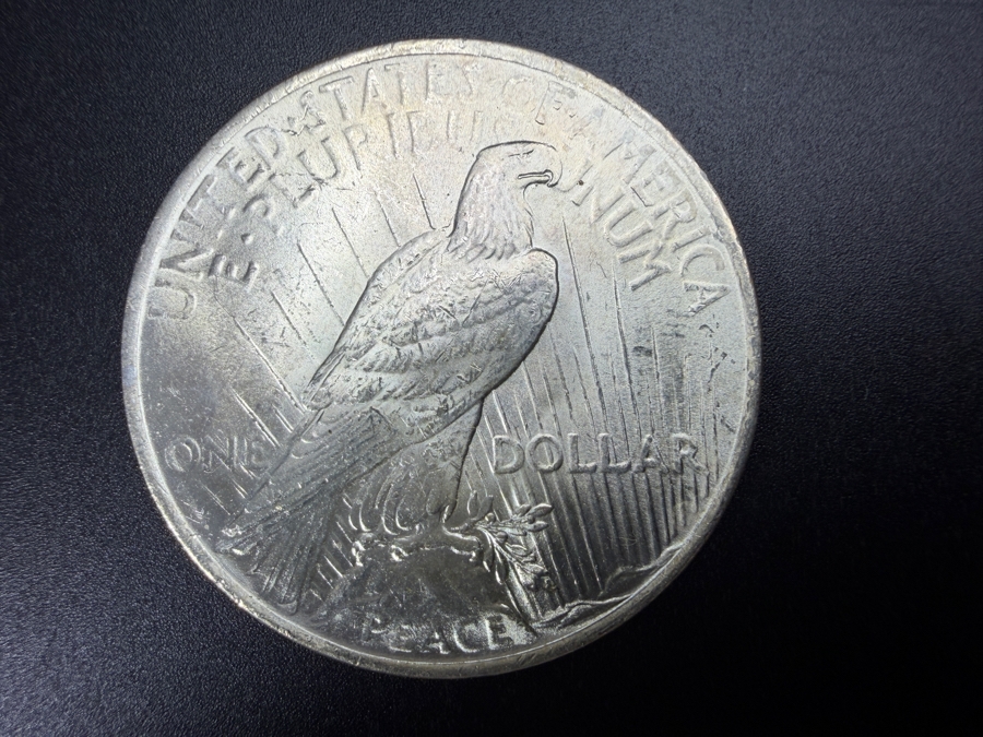 1923 Brilliant Uncirculated Peace Silver Dollar [Photo 3]