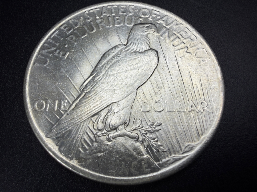 1923 Brilliant Uncirculated Peace Silver Dollar [Photo 4]