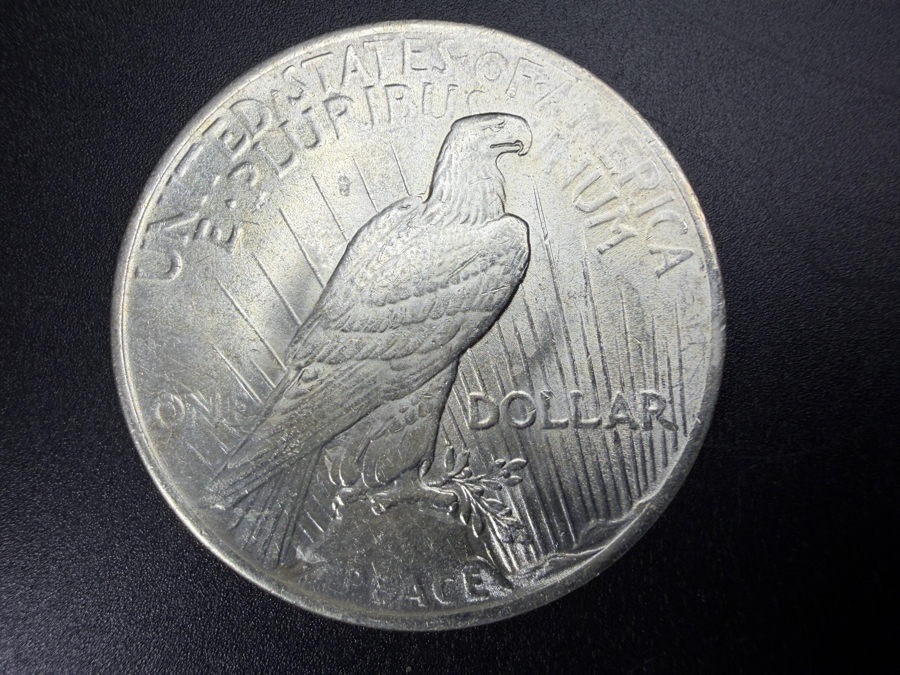 1923 Brilliant Uncirculated Peace Silver Dollar [Photo 3]