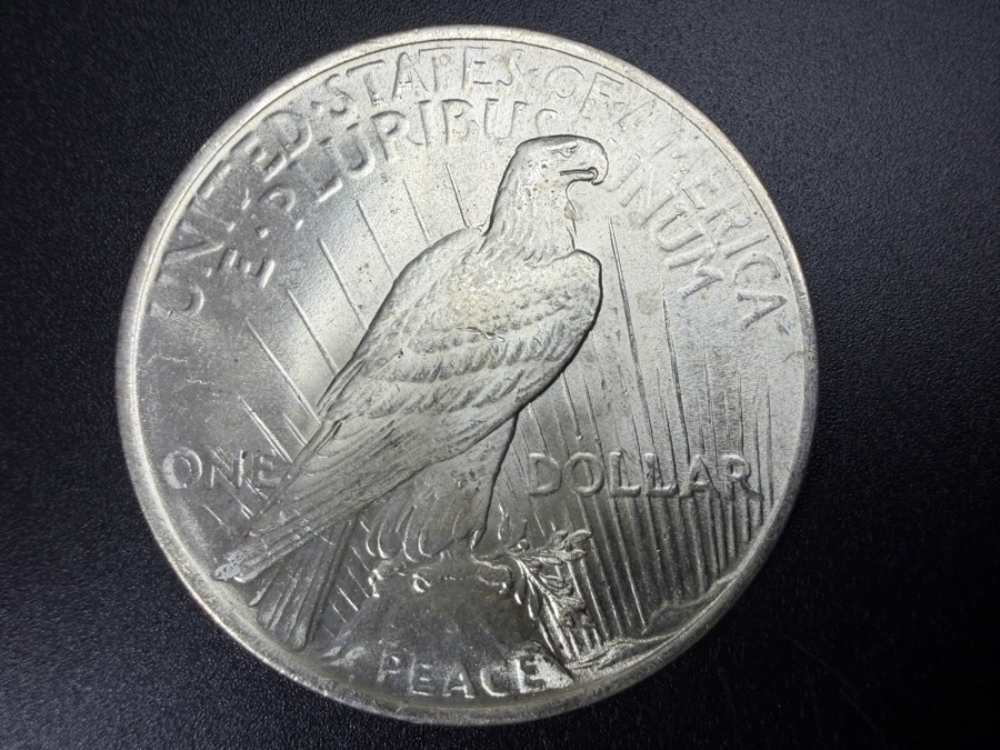 1923 Brilliant Uncirculated Peace Silver Dollar [Photo 4]