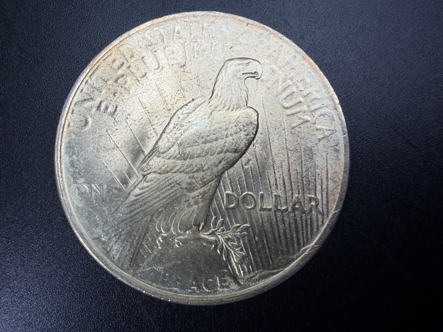 1923 Brilliant Uncirculated Peace Silver Dollar [Photo 3]