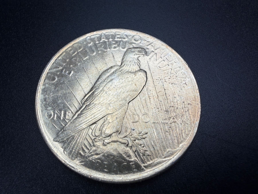 1923 Brilliant Uncirculated Peace Silver Dollar [Photo 4]