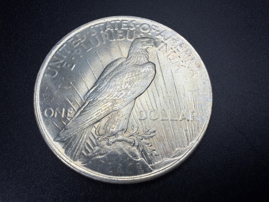 1923 Brilliant Uncirculated Peace Silver Dollar [Photo 4]