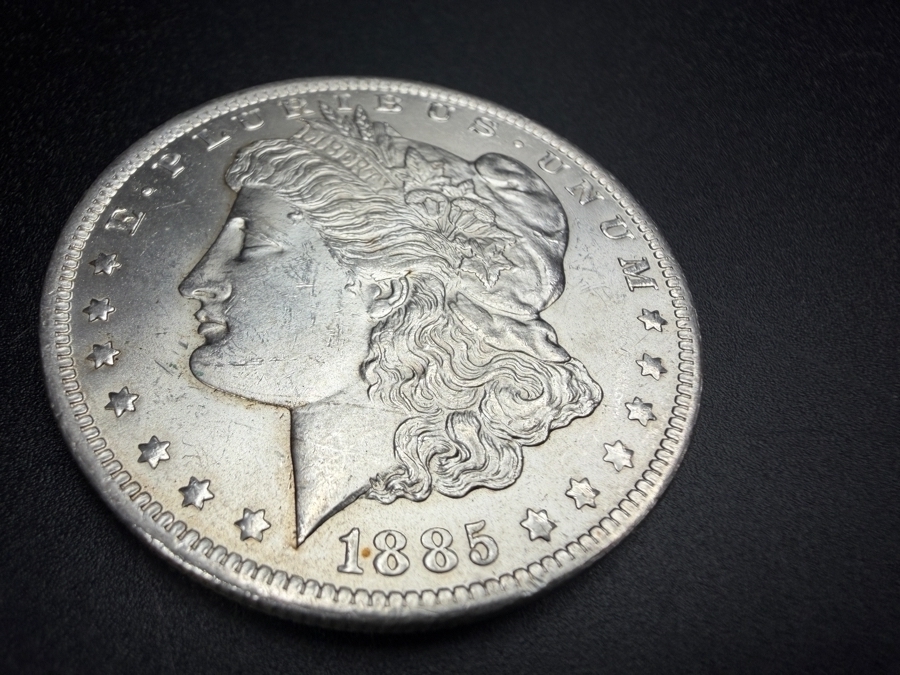 1885 O Brilliant Uncirculated Morgan Silver Dollar [Photo 2]