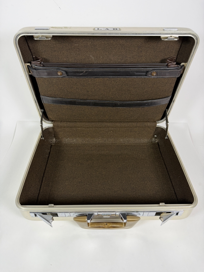 Vintage Zero Halliburton Aluminum Briefcase With Marbled Brown Handle 17.5'W X 13.5'D X 5.5'H [Photo 6]