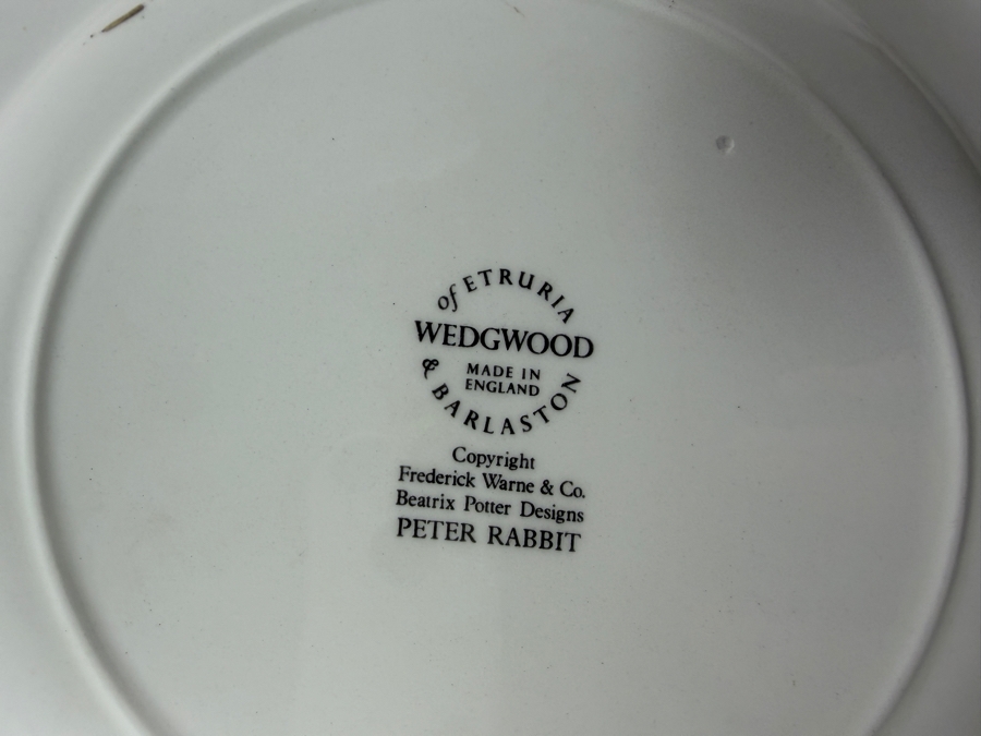Ten Piece Lot Vintage Wedgwood and Royal Doulton Beatrix Potter and Peter Rabbit Ceramic Nurseryware Dishes [Photo 5]