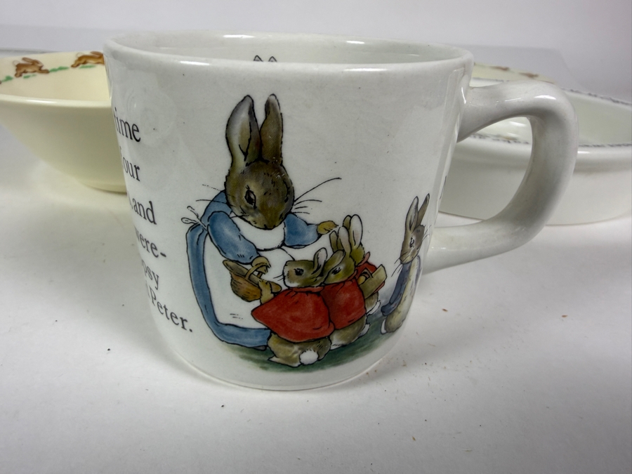 Ten Piece Lot Vintage Wedgwood and Royal Doulton Beatrix Potter and Peter Rabbit Ceramic Nurseryware Dishes [Photo 14]