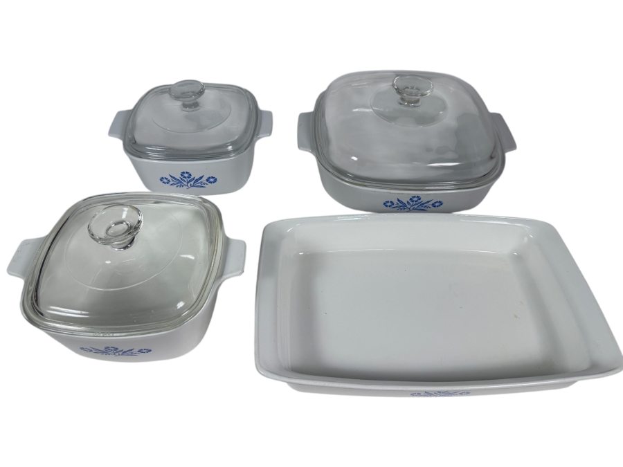 Four Piece Lot Vintage CorningWare Blue Cornflower Casserole Dishes And Lids