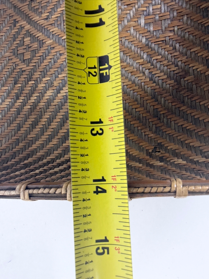 Vintage Asian Signed Hand Woven Split Bamboo Geometric Basket Shallow Tray 14'W X 10'D X 4'H [Photo 10]