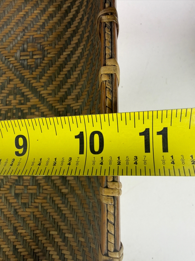 Vintage Asian Signed Hand Woven Split Bamboo Geometric Basket Shallow Tray 14'W X 10'D X 4'H [Photo 11]