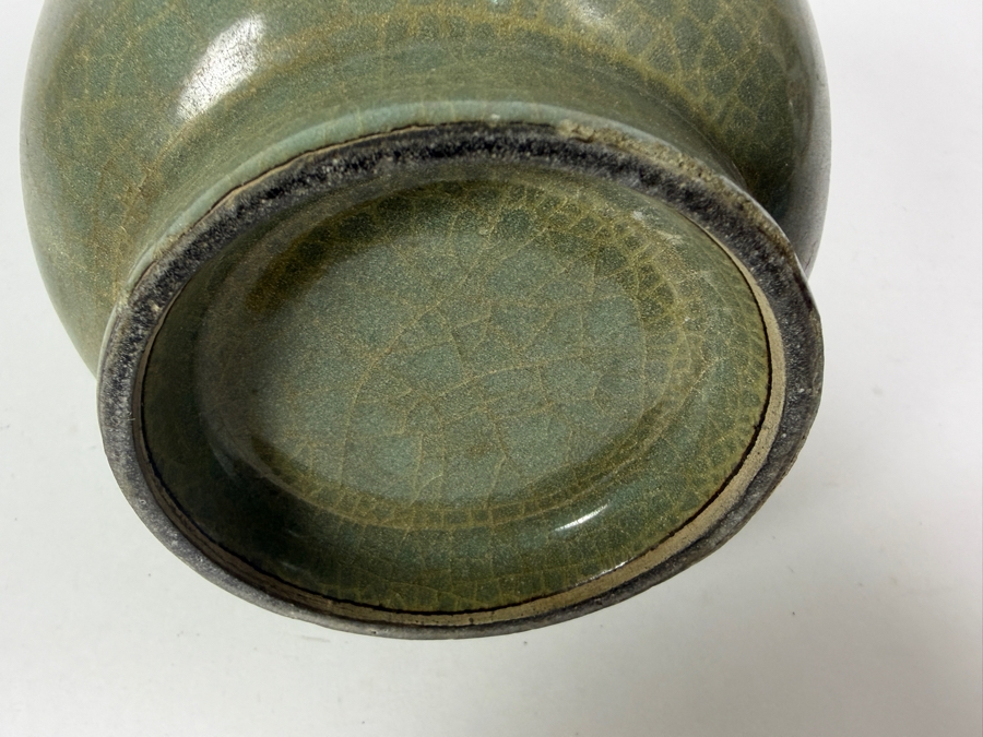 Vintage Chinese Archaistic Song Style Celadon Green Crackle Glaze Garlic Mouth Porcelain Vase 9.25'H [Photo 6]