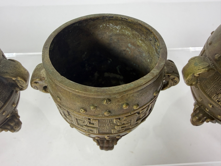 Set Of 3 Antique Chinese Archaistic Patinated Bronze Tripod Ding Scholar's Desk Censers With Xuande Nian Zhi Mark 2.25'H [Photo 3]