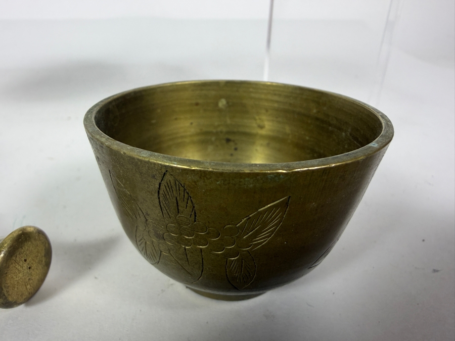 Six Piece Lot Vintage Asian Patinated Brass Decorative Objects Including Peacock Bell And Lidded Censers [Photo 5]