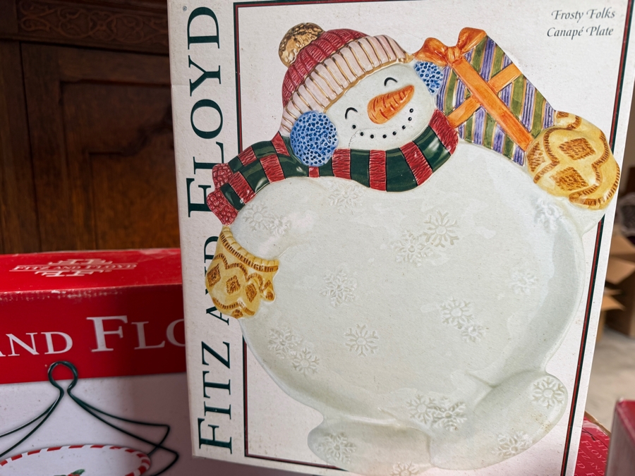 Eight Piece Lot of Vintage Fitz And Floyd Christmas Ceramic Holiday Tableware And Ornaments In Original Boxes [Photo 7]
