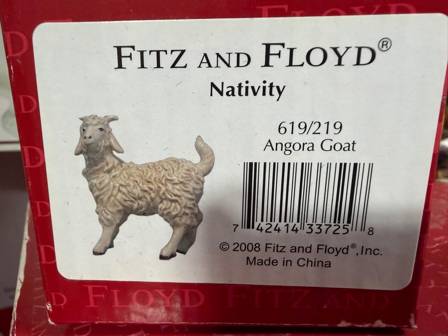 Eight Piece Lot of Vintage Fitz And Floyd Christmas Ceramic Holiday Tableware And Ornaments In Original Boxes [Photo 6]