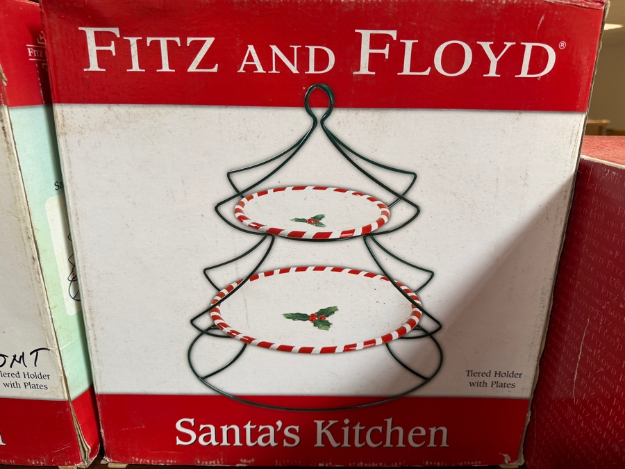 Eight Piece Lot of Vintage Fitz And Floyd Christmas Ceramic Holiday Tableware And Ornaments In Original Boxes [Photo 8]