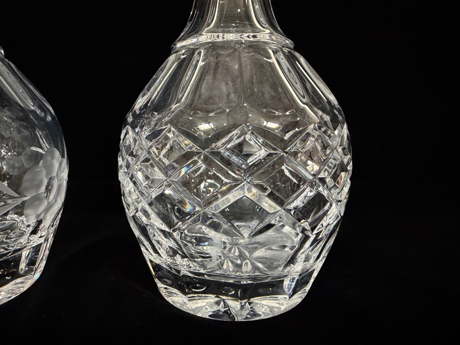 Set Of 2 Vintage Gorham Crystal Glen Mist Hand Cut And Etched Floral Liquor Decanters With Faceted Stoppers 10.5'H [Photo 4]