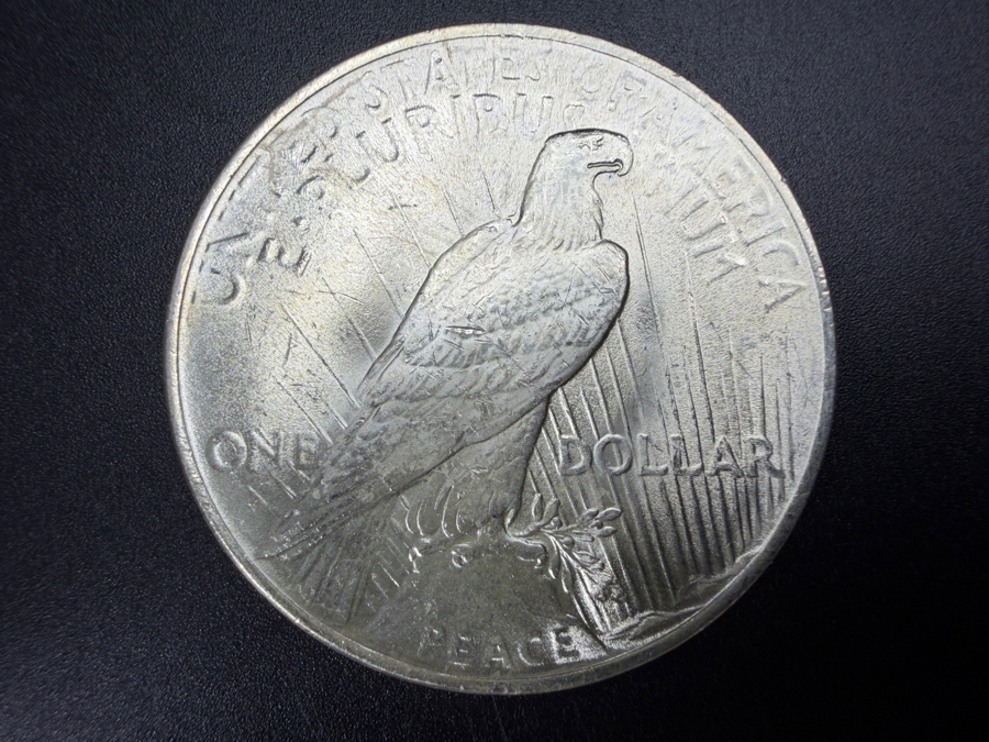 1922 Brilliant Uncirculated Peace Silver Dollar [Photo 3]