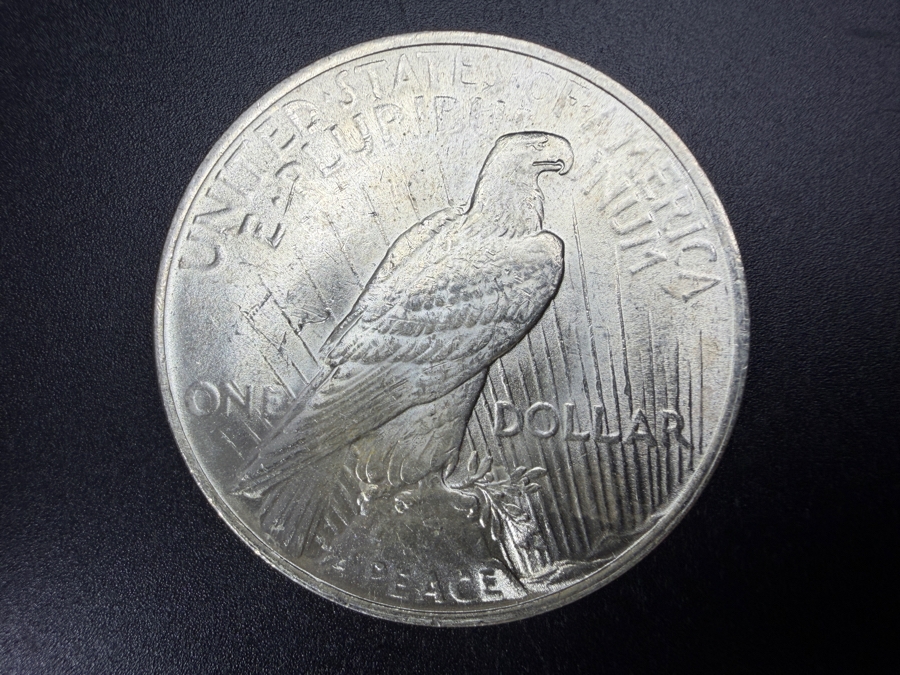 1922 Brilliant Uncirculated Peace Silver Dollar [Photo 3]