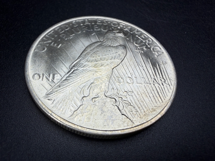 1922 Brilliant Uncirculated Peace Silver Dollar [Photo 4]