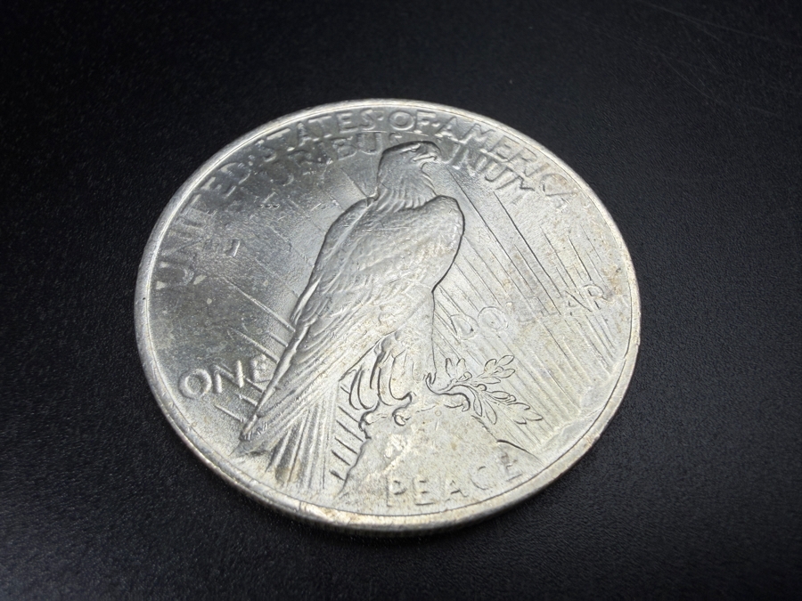 1922 Brilliant Uncirculated Peace Silver Dollar [Photo 4]