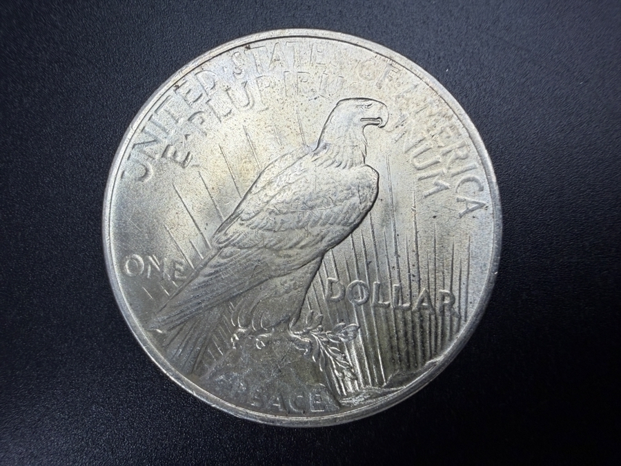 1922 Brilliant Uncirculated Peace Silver Dollar [Photo 3]