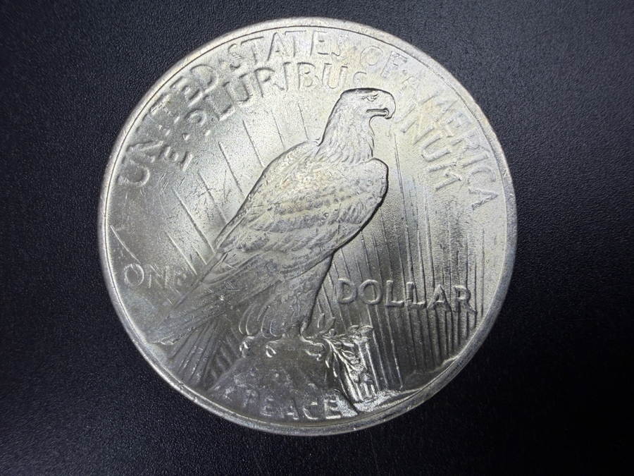 1922 Brilliant Uncirculated Peace Silver Dollar [Photo 3]
