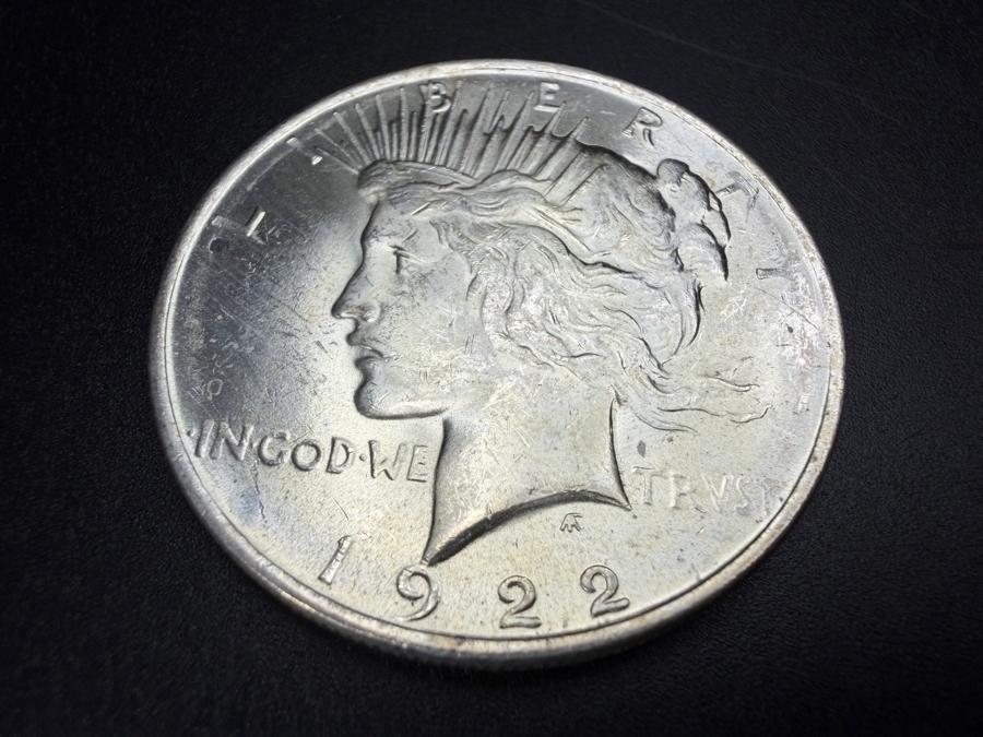 1885 O Brilliant Uncirculated Morgan Silver Dollar [Photo 2]