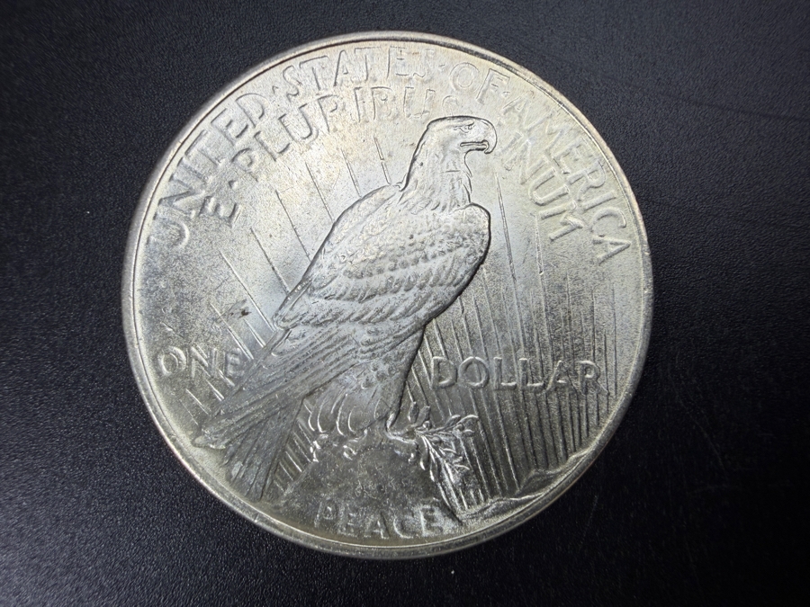 1922 Brilliant Uncirculated Peace Silver Dollar [Photo 3]