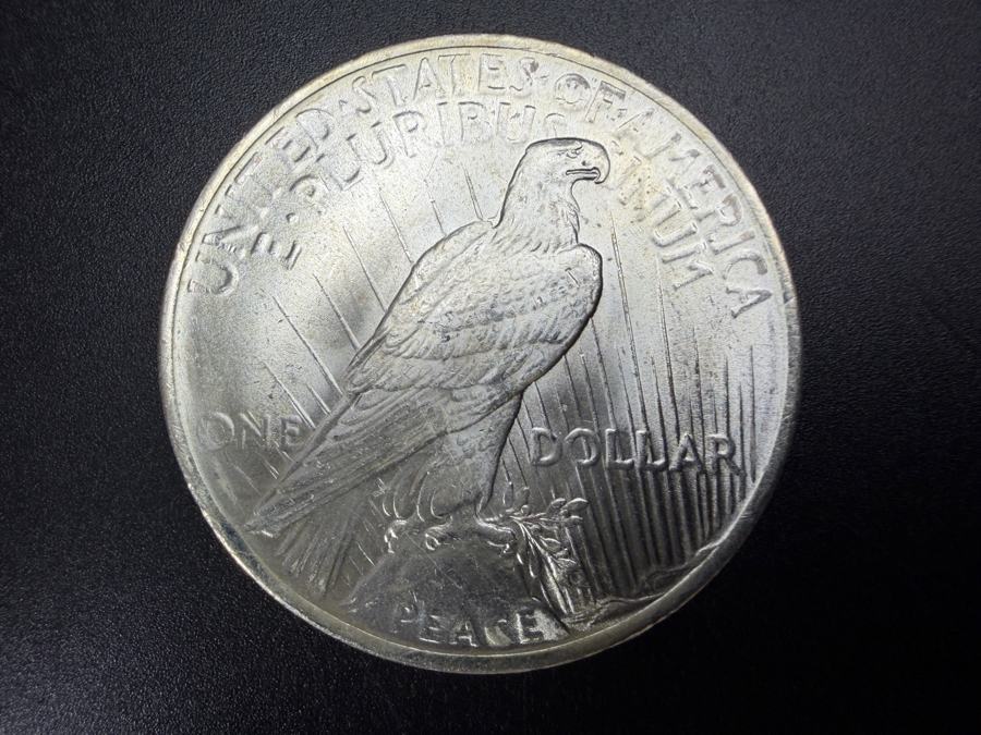 1922 Brilliant Uncirculated Peace Silver Dollar [Photo 3]