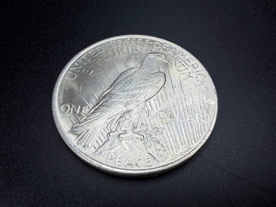 1922 Brilliant Uncirculated Peace Silver Dollar [Photo 4]