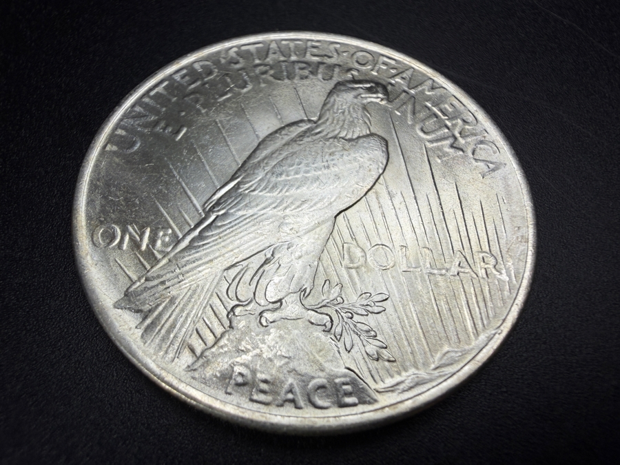 1922 Brilliant Uncirculated Peace Silver Dollar [Photo 4]
