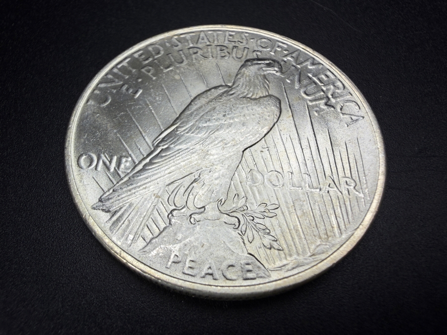 1922 Brilliant Uncirculated Peace Silver Dollar [Photo 4]