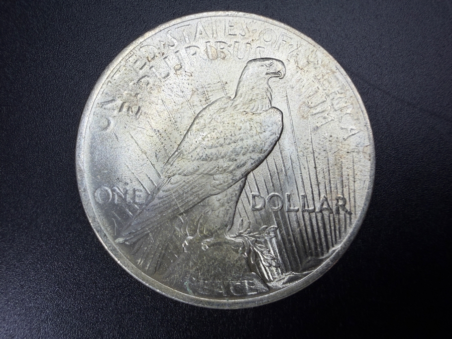 1922 Brilliant Uncirculated Peace Silver Dollar [Photo 3]