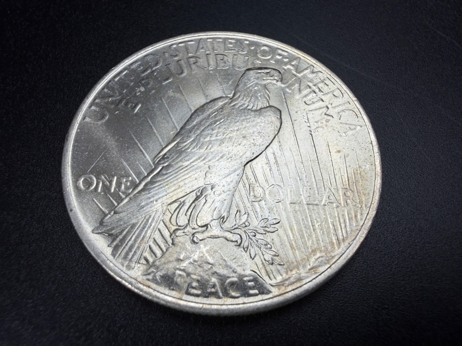 1922 Brilliant Uncirculated Peace Silver Dollar [Photo 4]