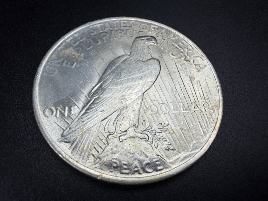 1922 Brilliant Uncirculated Peace Silver Dollar [Photo 4]
