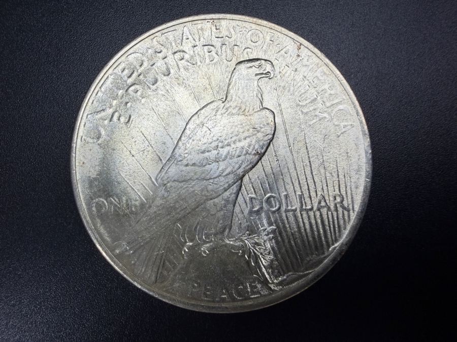 1922 Brilliant Uncirculated Peace Silver Dollar [Photo 3]