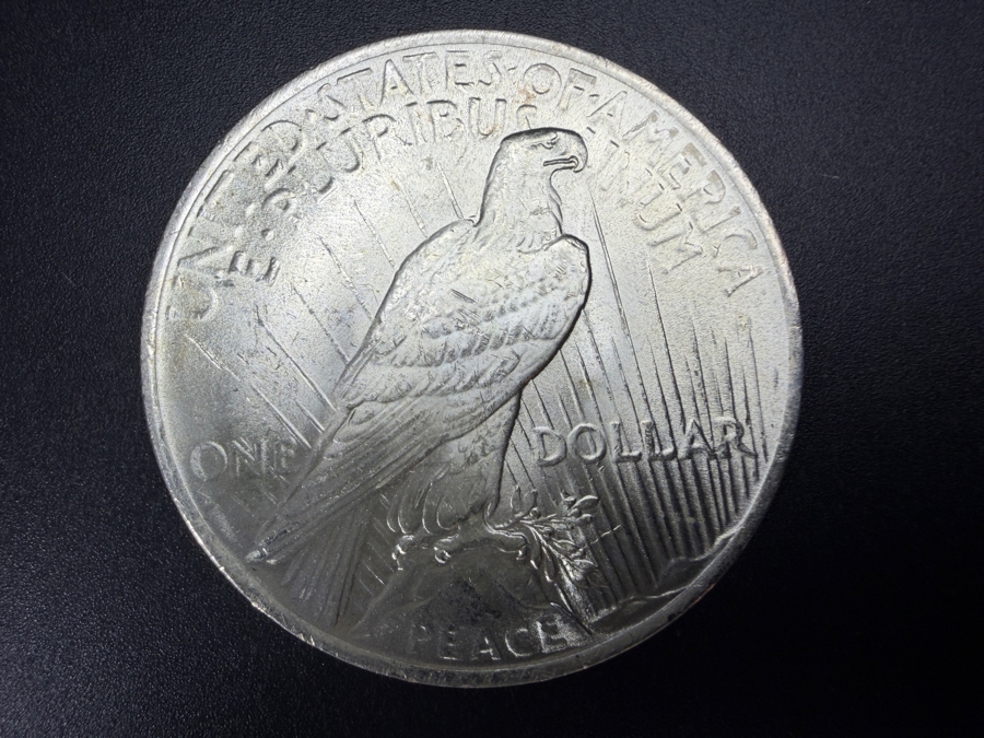 1922 Brilliant Uncirculated Peace Silver Dollar [Photo 3]