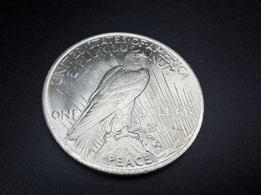 1922 Brilliant Uncirculated Peace Silver Dollar [Photo 4]