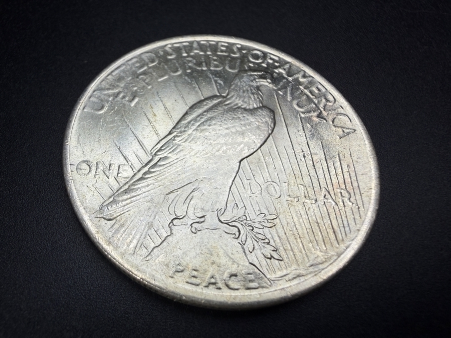 1922 Brilliant Uncirculated Peace Silver Dollar [Photo 4]